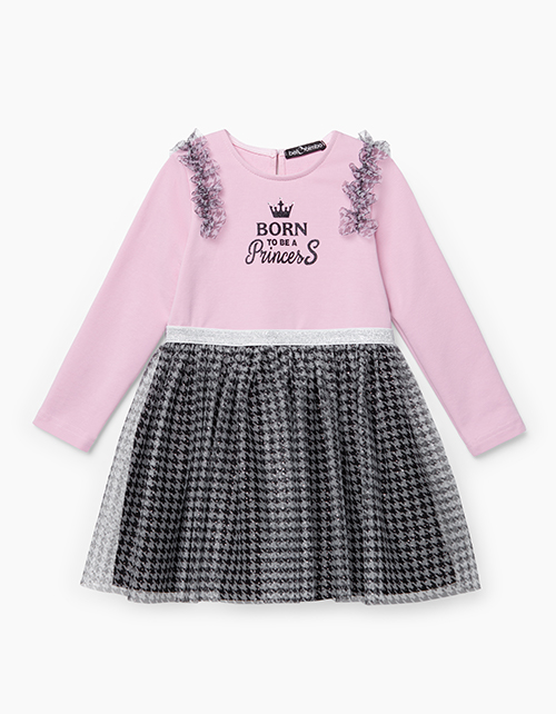 Светло-розовое нарядное платье с длинным рукавом