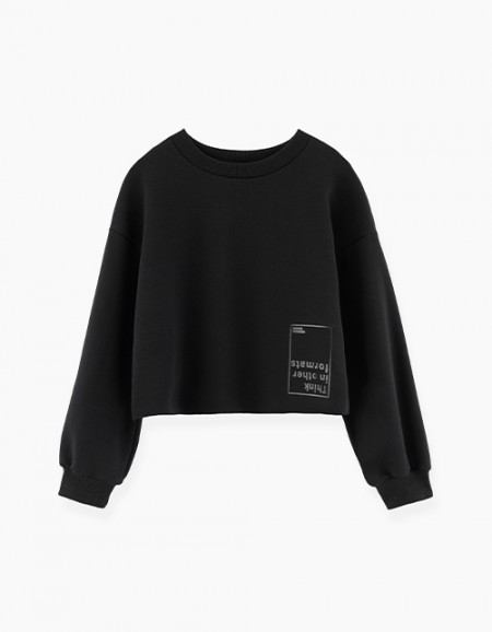 Черный укороченный свитшот для девочки