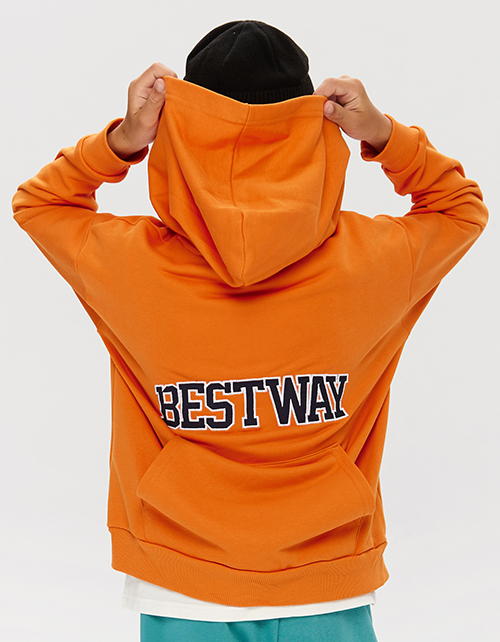 Оранжевое худи для мальчика