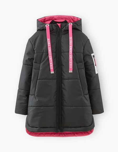 Стильная черная осенняя куртка для девочки
