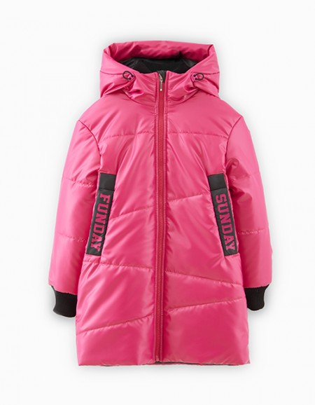 Стильная зимняя куртка цвета маджента