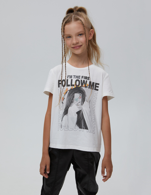 Молочная футболка для девочки