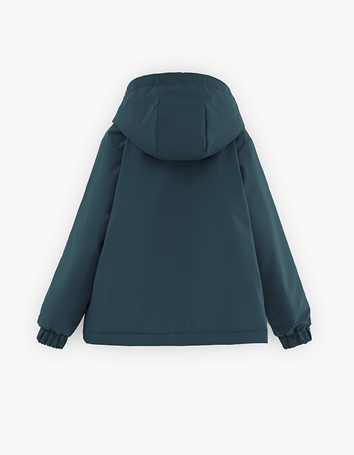 Стильная весенняя куртка для мальчика