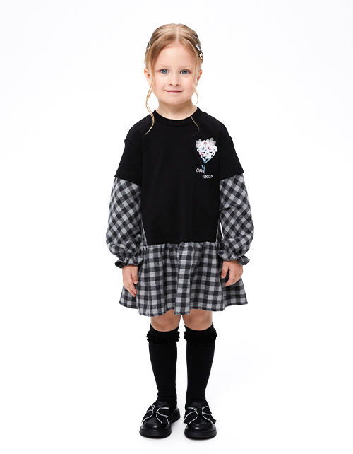 Стильное платье для девочки Стильное платье для девочки