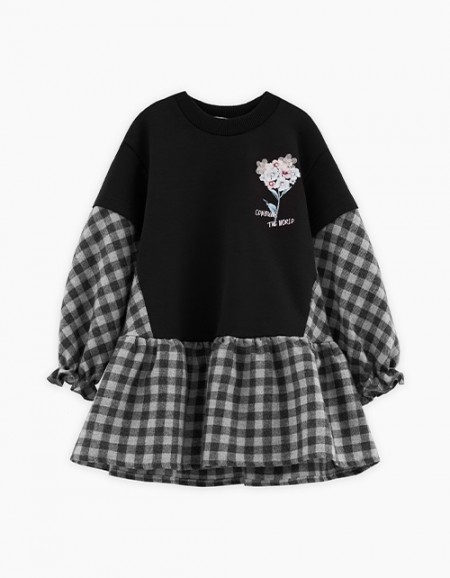 Стильное платье для девочки Стильное платье для девочки