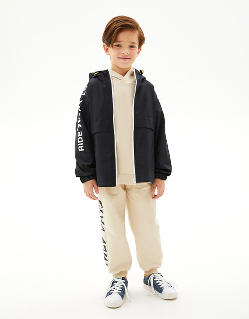 Куртка ветровка для мальчика