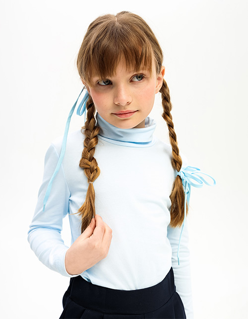 Голубой гольф для девочки