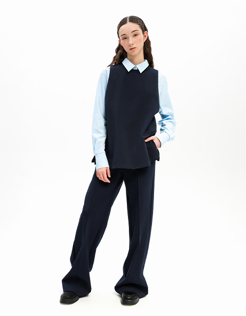 Тёмно-синий жилет для девочки