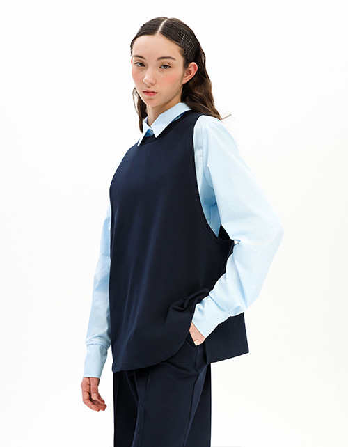 Тёмно-синий жилет для девочки