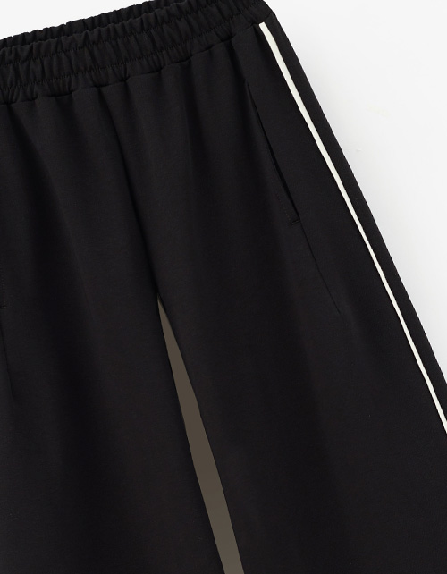 Чёрные широкие брюки для девочки