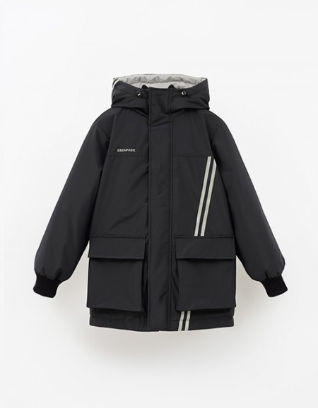 Чёрная осенняя куртка для мальчика