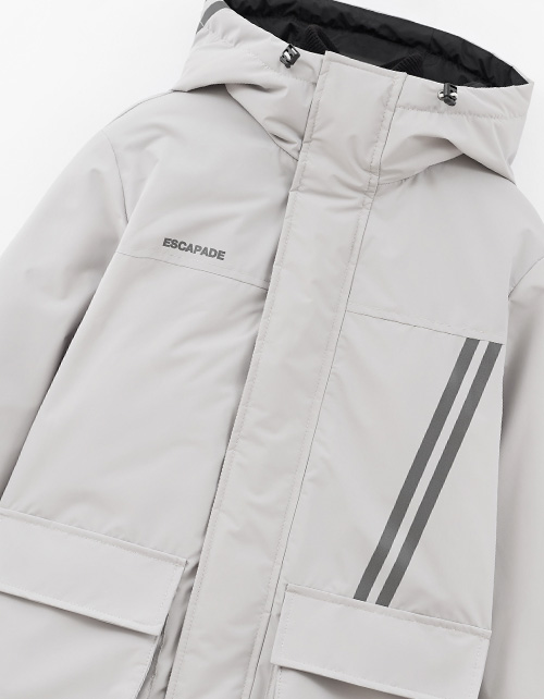 Светло-серая осенняя куртка для мальчика