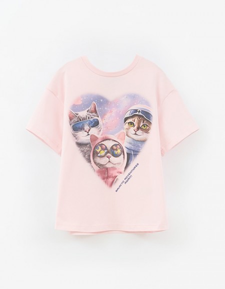 Дизайнерская футболка для девочки