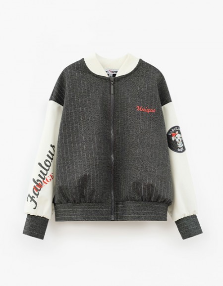 Стильный жакет для девочки Стильный жакет для девочки