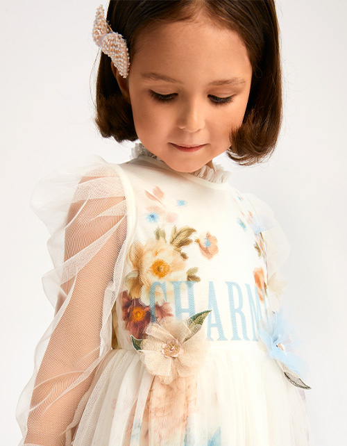 Дизайнерское воздушное нарядное платье для девочки