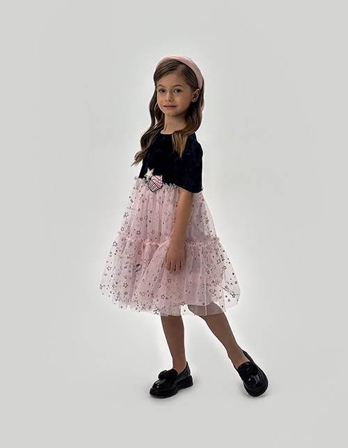 Контрастное платье звезды для девочки