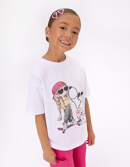 Дизайнерская футболка для девочки