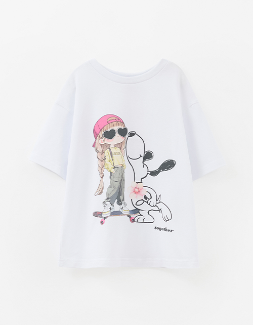 Дизайнерская футболка для девочки