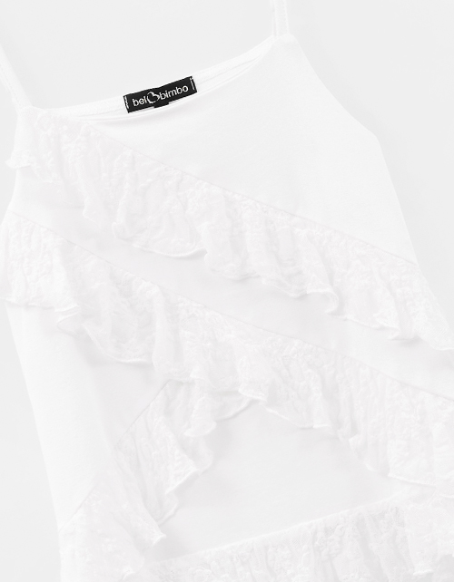 Белая блузка в стиле бохо для девочки