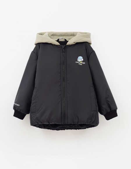 Чёрная весенняя куртка для мальчика