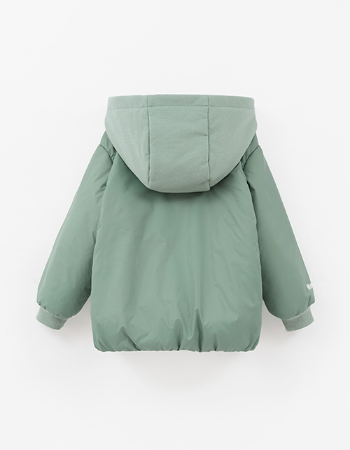 Весенняя куртка для мальчика