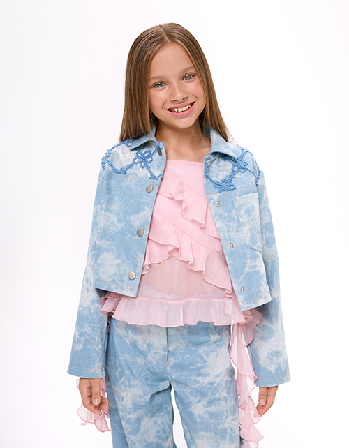 Укороченный жакет из варёного денима с вышивкой для девочки