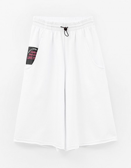 Белые удлинённые бермуды для девочки