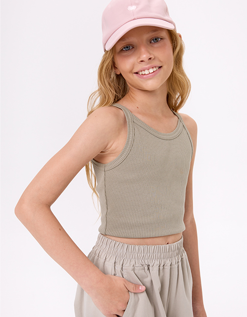 Оливковый укороченный топ на бретелях для девочки