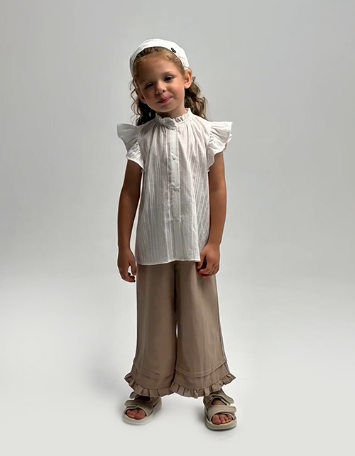 Воздушная блузка для девочки