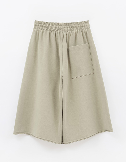 Оливковые удлинённые бермуды для девочки