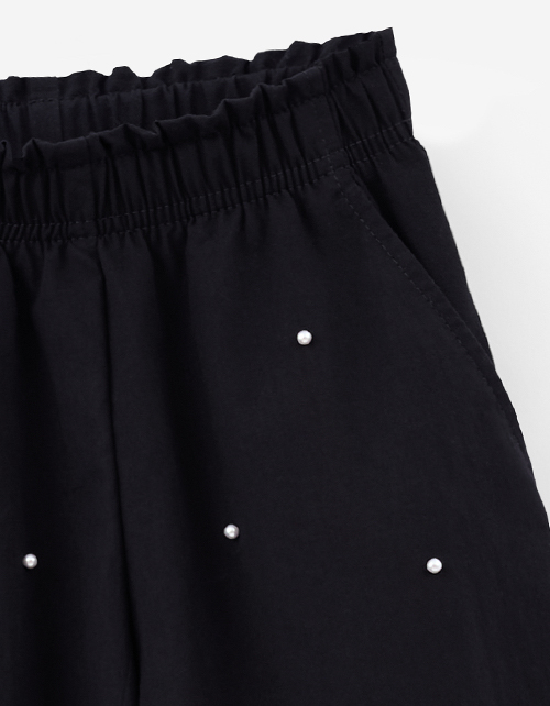 Чёрные джоггеры с жемчугом для девочки Чёрные джоггеры с жемчугом для девочки