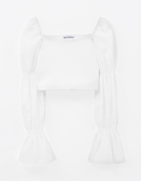 Укороченная молочная блузка для девочки