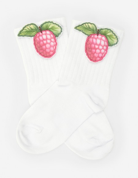 Белые носки с малиной для девочки Белые носки с малиной для девочки