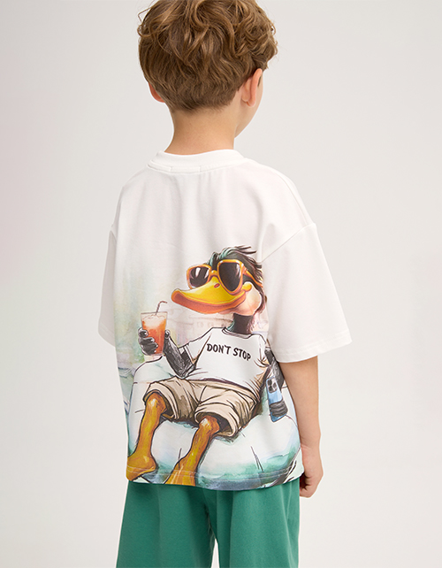 Дизайнерская футболка для мальчика Дизайнерская футболка для мальчика