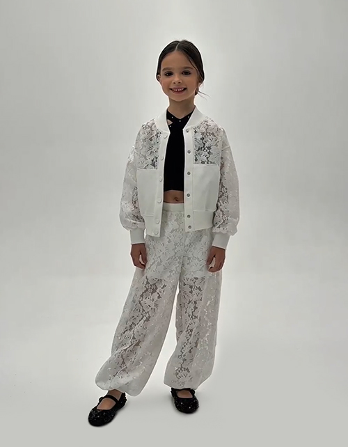 Ажурные брюки-джоггеры для девочки